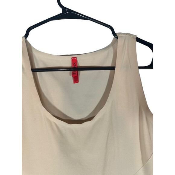 Spanx Beige Crew Neck Stretch Nylon Blend Athletic Slimming Tank Top Women Sz M - Picture 5 of 7